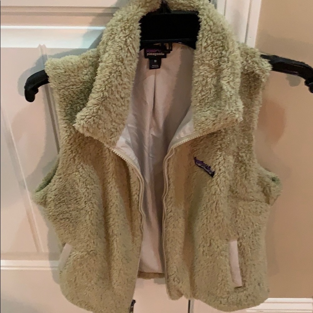Patagonia vest size medium